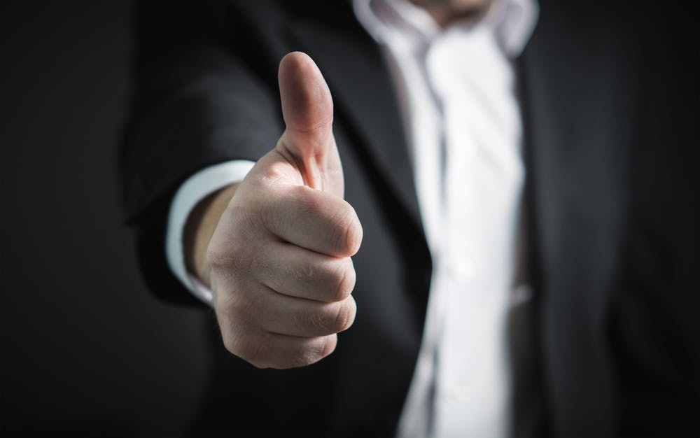 Thumbs Up for Great Customer Service in real Estate | My Realtor